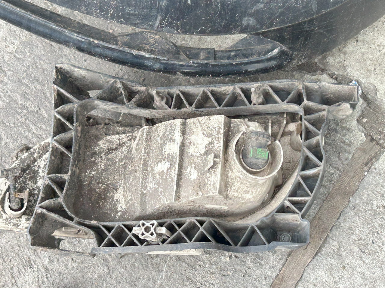 DAF XF 106 480 FRONT BUMPER WITH HALOGENS - Προφυλακτήρας: φωτογραφία 5 DAF XF 106 480 FRONT BUMPER WITH HALOGENS - Προφυλακτήρας: φωτογραφία 5