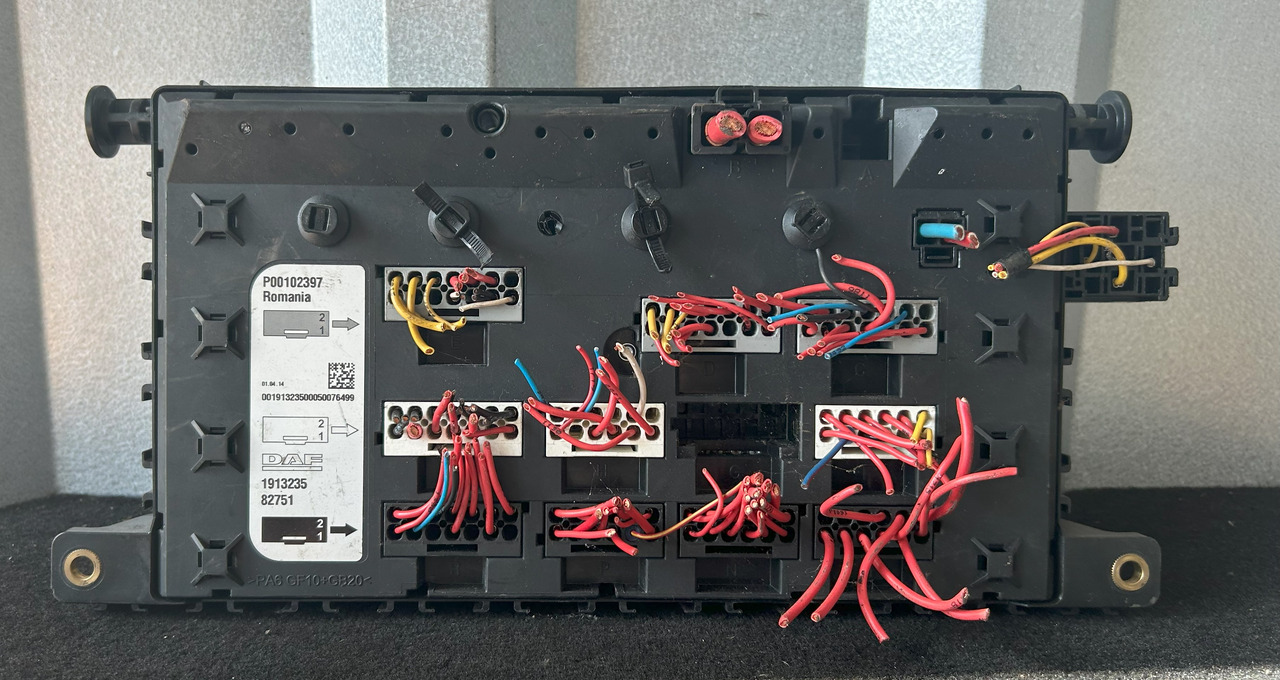 DAF XF 106 FUSE BOX - Ηλεκτρική ασφάλεια: φωτογραφία 2 DAF XF 106 FUSE BOX - Ηλεκτρική ασφάλεια: φωτογραφία 2