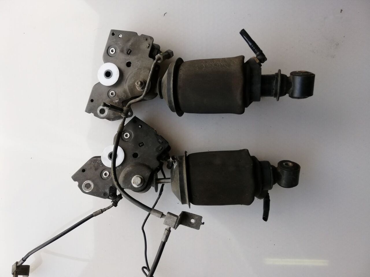 DAF XF 106 truck - Ανάρτηση καμπίνας για Φορτηγό: φωτογραφία 1 DAF XF 106 truck - Ανάρτηση καμπίνας για Φορτηγό: φωτογραφία 1