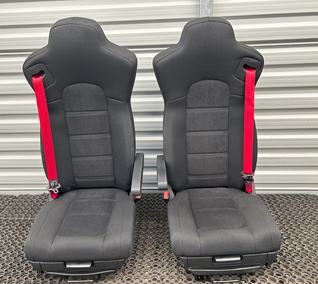 IVECO NEW SET OF SEATS IVECO S-WAY - Kάθισμα: φωτογραφία 1 IVECO NEW SET OF SEATS IVECO S-WAY - Kάθισμα: φωτογραφία 1