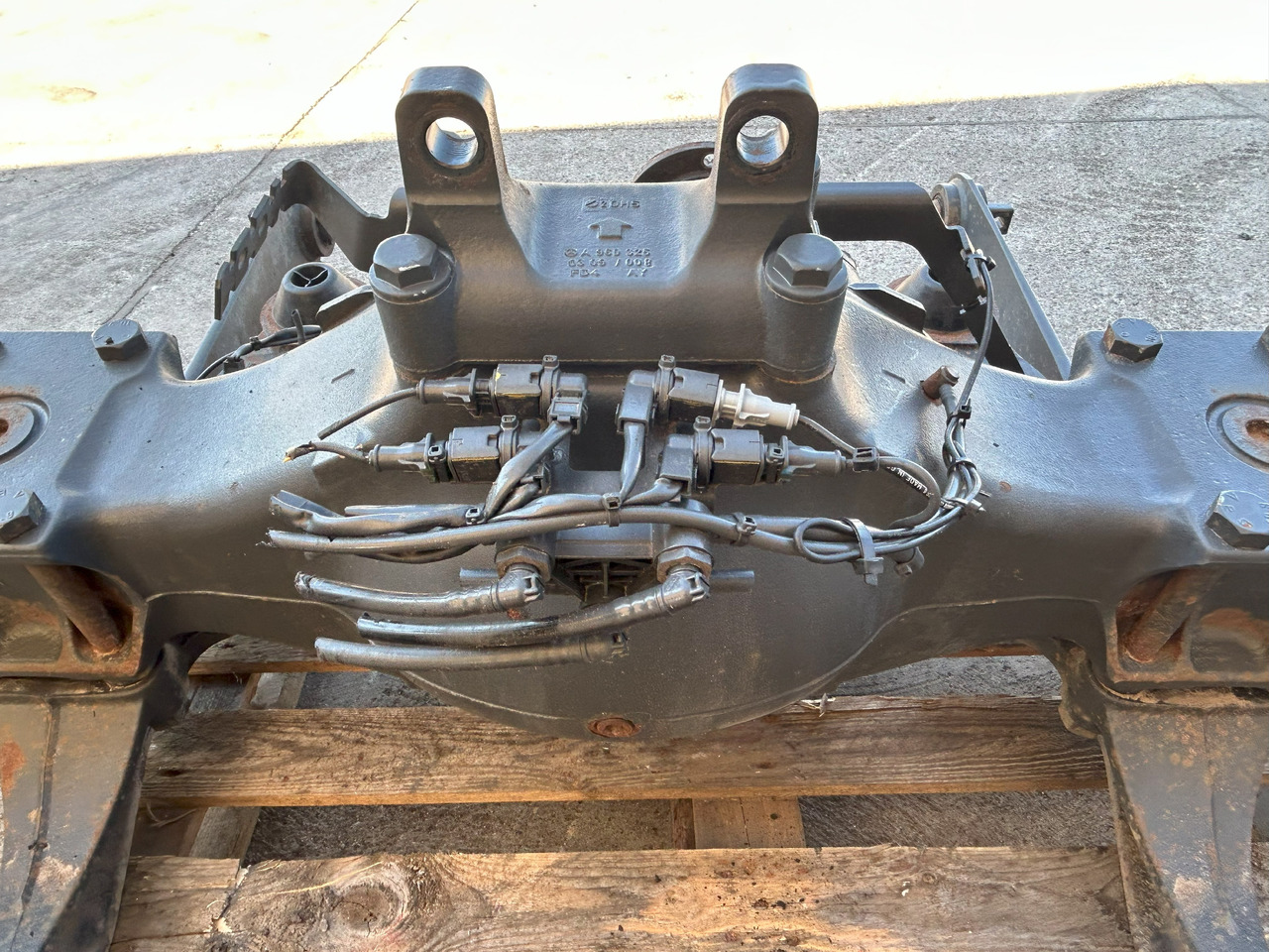 MERCEDES AROCS MP4 AXLE + HUBS + DRIVE DRIVES + STABILIZER RATIO 3,714 - Πίσω άξονας: φωτογραφία 4 MERCEDES AROCS MP4 AXLE + HUBS + DRIVE DRIVES + STABILIZER RATIO 3,714 - Πίσω άξονας: φωτογραφία 4