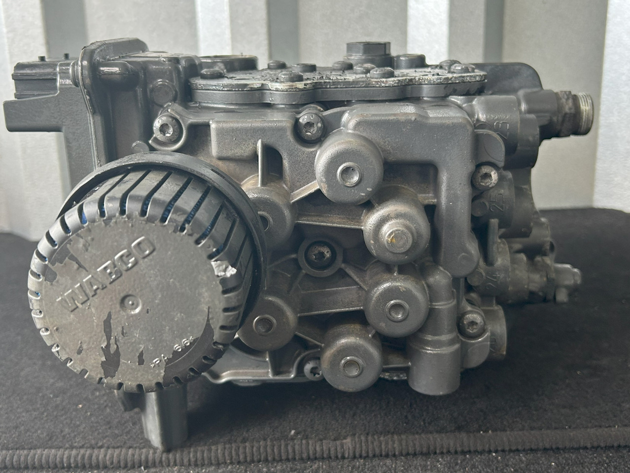 MERCEDES-BENZ ACTROS MP4 EAPU AIR DRYER EL 2204 K138271 - Εξαρτήματα φρένων για Φορτηγό: φωτογραφία 5 MERCEDES-BENZ ACTROS MP4 EAPU AIR DRYER EL 2204 K138271 - Εξαρτήματα φρένων για Φορτηγό: φωτογραφία 5