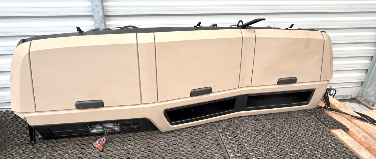 MERCEDES-BENZ UPPER COCKPIT STORAGE COMPARTMENTS SHELVES SHELF STORAGE COMPARTMENT GIGA SPACE CAB - Καμπίνα και εσωτερικό: φωτογραφία 1 MERCEDES-BENZ UPPER COCKPIT STORAGE COMPARTMENTS SHELVES SHELF STORAGE COMPARTMENT GIGA SPACE CAB - Καμπίνα και εσωτερικό: φωτογραφία 1