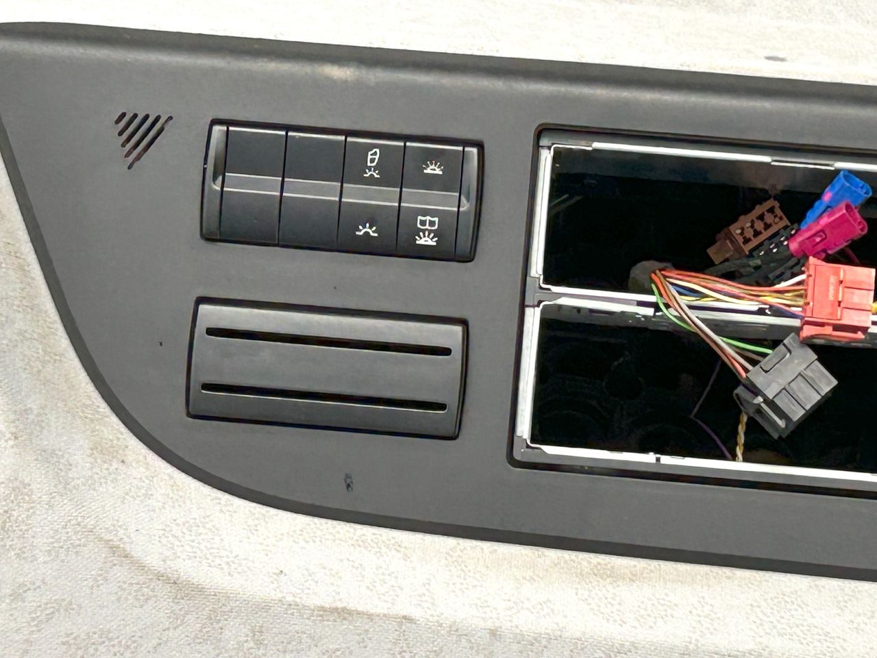 Καμπίνα και εσωτερικό MERCEDES-BENZ UPPER COCKPIT STORAGE COMPARTMENTS SHELVES SHELF STORAGE COMPARTMENT L StreamSpace, 2.30 m: φωτογραφία 6