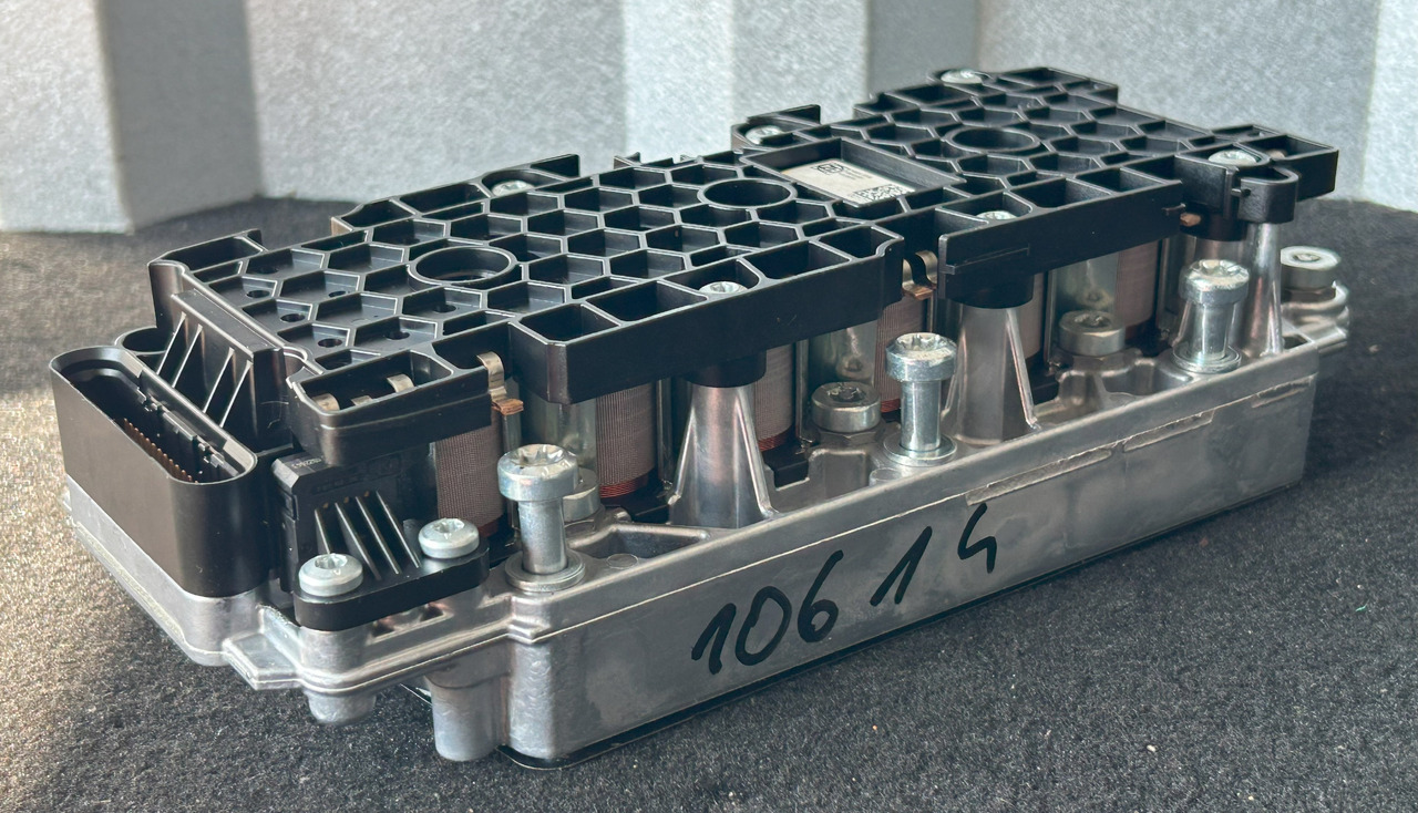 ZF DAF XF 106 530 TRAXON ZF VALVE BLOCK - Ηλεκτρονική μονάδα ελέγχου για Φορτηγό: φωτογραφία 1 ZF DAF XF 106 530 TRAXON ZF VALVE BLOCK - Ηλεκτρονική μονάδα ελέγχου για Φορτηγό: φωτογραφία 1