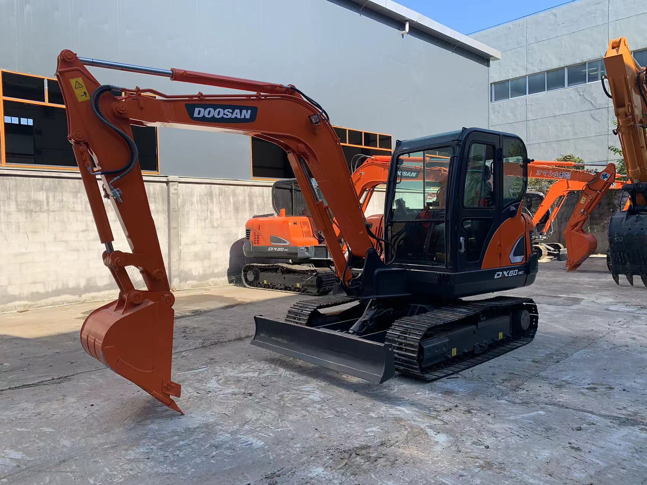 DOOSAN Mini Excavator Doosan DX60, DX55 - Ερπυστριοφόρος εκσκαφέας: φωτογραφία 4 DOOSAN Mini Excavator Doosan DX60, DX55 - Ερπυστριοφόρος εκσκαφέας: φωτογραφία 4