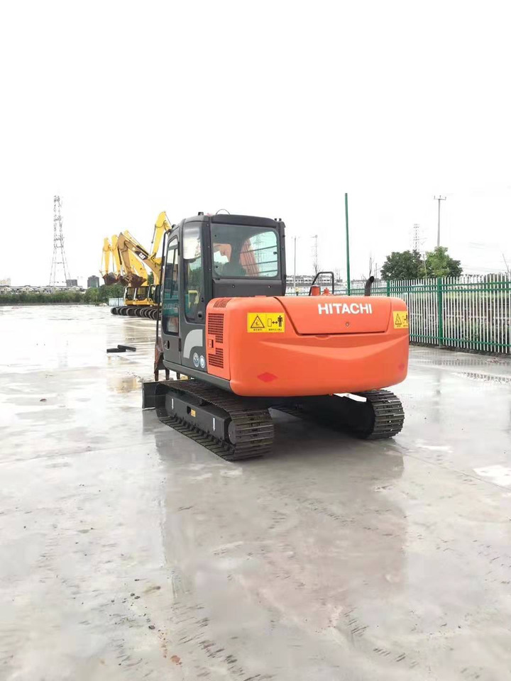 Hitachi 6 ton Hydraulic Excavator ZX60 Good Price - Ερπυστριοφόρος εκσκαφέας: φωτογραφία 4 Hitachi 6 ton Hydraulic Excavator ZX60 Good Price - Ερπυστριοφόρος εκσκαφέας: φωτογραφία 4