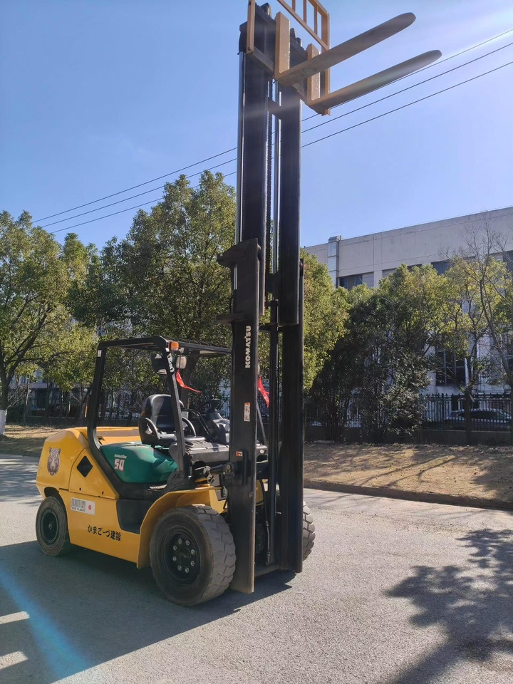 Komatsu FD50 Forklift Good Condition 5 ton Japanese Forklift - Πετρελαιοκίνητο περονοφόρο: φωτογραφία 4 Komatsu FD50 Forklift Good Condition 5 ton Japanese Forklift - Πετρελαιοκίνητο περονοφόρο: φωτογραφία 4