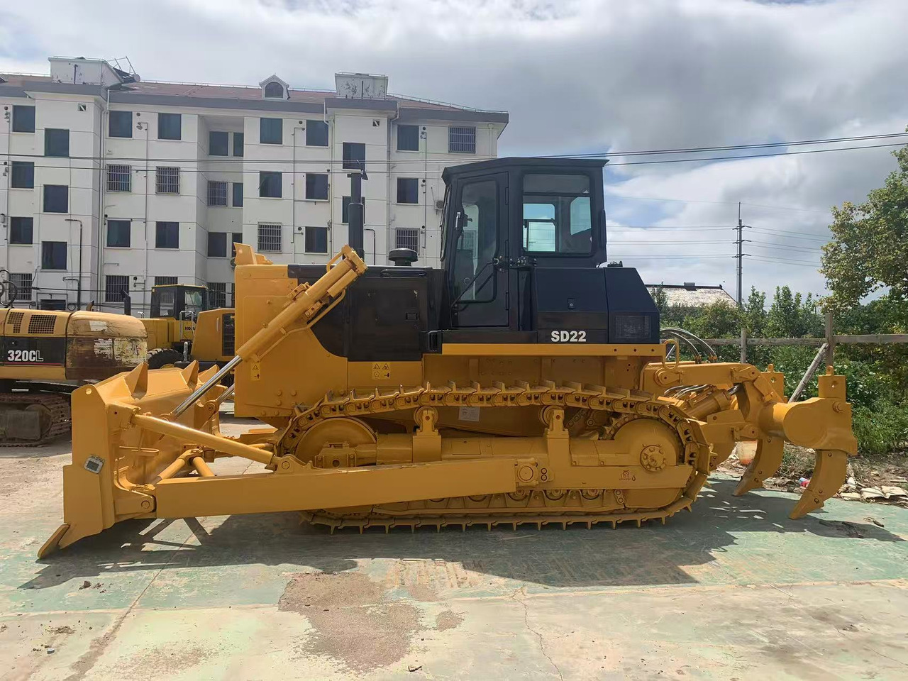 SHANTUI Bulldozer SD22, SD32, SD16 Secondhand Condition - Μπουλντόζα: φωτογραφία 2 SHANTUI Bulldozer SD22, SD32, SD16 Secondhand Condition - Μπουλντόζα: φωτογραφία 2
