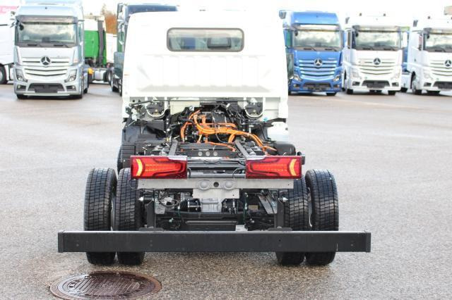 FUSO Canter 4C15E - Φορτηγό σασί: φωτογραφία 4 FUSO Canter 4C15E - Φορτηγό σασί: φωτογραφία 4