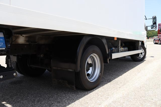 FUSO Canter 7C18 AMT - Επαγγελματικό αυτοκίνητο κόφα: φωτογραφία 4 FUSO Canter 7C18 AMT - Επαγγελματικό αυτοκίνητο κόφα: φωτογραφία 4