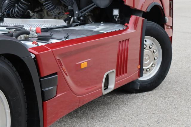 Mercedes-Benz Actros 1851 LS - Τράκτορας: φωτογραφία 5 Mercedes-Benz Actros 1851 LS - Τράκτορας: φωτογραφία 5