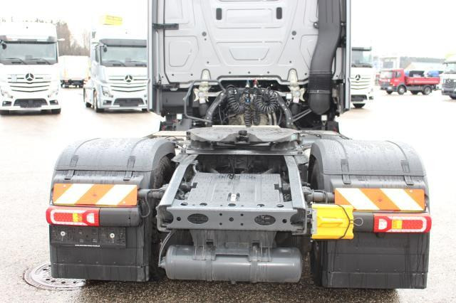 Mercedes-Benz Actros 1853 LS - Τράκτορας: φωτογραφία 4 Mercedes-Benz Actros 1853 LS - Τράκτορας: φωτογραφία 4