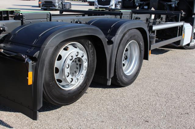 Mercedes-Benz Actros 2545 - Φορτηγό μεταφοράς εμπορευματοκιβωτίων/ Κινητό αμάξωμα: φωτογραφία 5 Mercedes-Benz Actros 2545 - Φορτηγό μεταφοράς εμπορευματοκιβωτίων/ Κινητό αμάξωμα: φωτογραφία 5