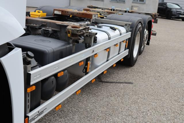 Mercedes-Benz Actros 2546LL MULTIWECHSLER - Φορτηγό μεταφοράς εμπορευματοκιβωτίων/ Κινητό αμάξωμα: φωτογραφία 4 Mercedes-Benz Actros 2546LL MULTIWECHSLER - Φορτηγό μεταφοράς εμπορευματοκιβωτίων/ Κινητό αμάξωμα: φωτογραφία 4