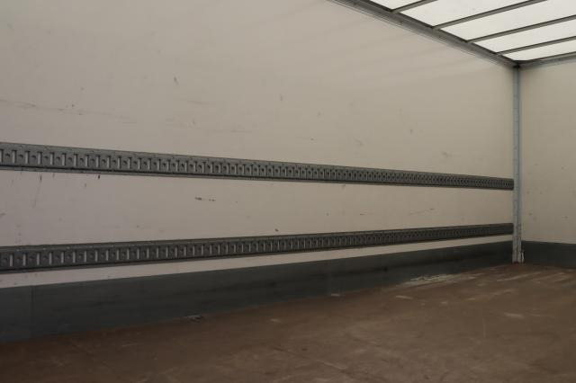 Mercedes-Benz Atego 1218 L nR - Φορτηγό κόφα: φωτογραφία 5 Mercedes-Benz Atego 1218 L nR - Φορτηγό κόφα: φωτογραφία 5