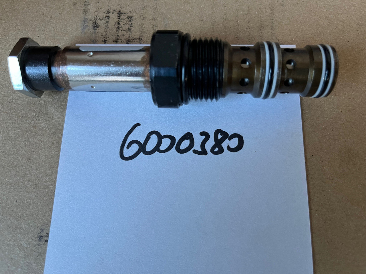 O&K Terex Valve 6000380 1455218 533-7208 - Ανταλλακτικό για Εκσκαφέας: φωτογραφία 1 O&K Terex Valve 6000380 1455218 533-7208 - Ανταλλακτικό για Εκσκαφέας: φωτογραφία 1