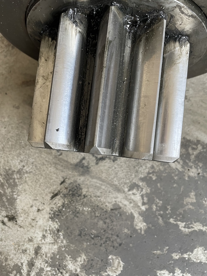 LIEBHERR 914 SAT 250/231 - Μειωτήρας περιστροφής: φωτογραφία 3 LIEBHERR 914 SAT 250/231 - Μειωτήρας περιστροφής: φωτογραφία 3