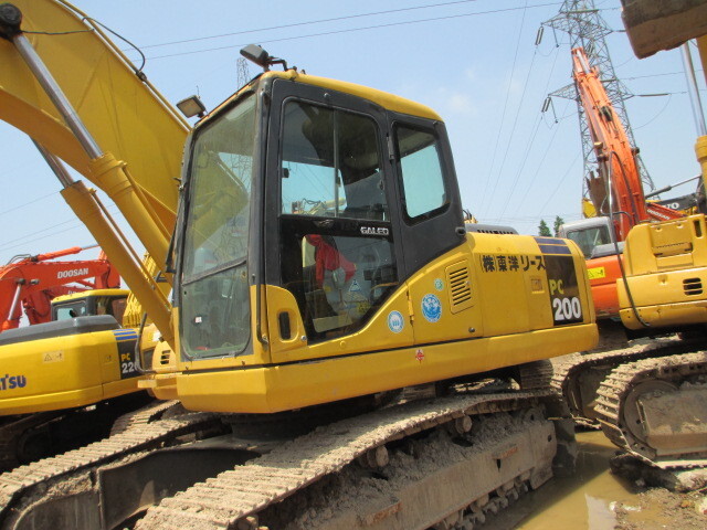 Komatsu PC200-7 - Ερπυστριοφόρος εκσκαφέας: φωτογραφία 3 Komatsu PC200-7 - Ερπυστριοφόρος εκσκαφέας: φωτογραφία 3
