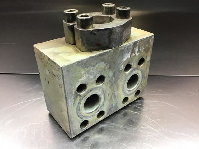 Liebherr Block - Κινητήρας και ανταλλακτικά: φωτογραφία 1 Liebherr Block - Κινητήρας και ανταλλακτικά: φωτογραφία 1