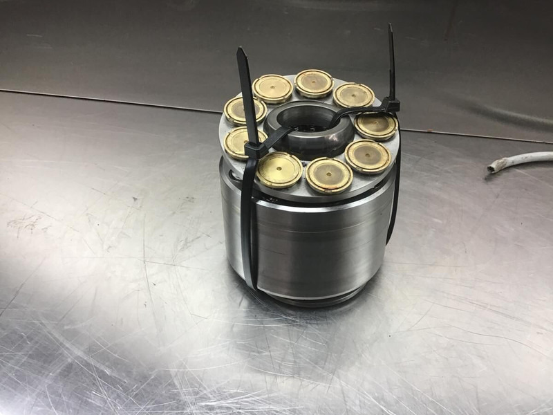 Liebherr Cilinder - Υδραυλικός κύλινδρος: φωτογραφία 1 Liebherr Cilinder - Υδραυλικός κύλινδρος: φωτογραφία 1