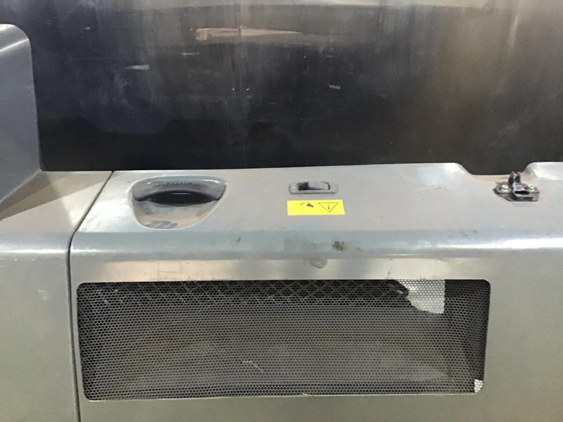 Liebherr Engine Hood - Καπό: φωτογραφία 3 Liebherr Engine Hood - Καπό: φωτογραφία 3