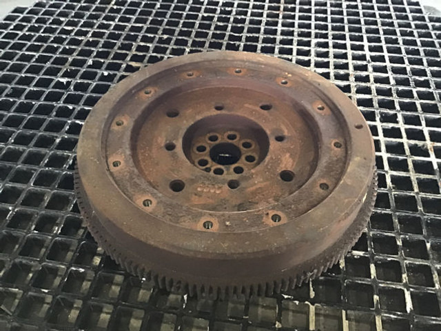 Liebherr Flywheel - Σφόνδυλος: φωτογραφία 1 Liebherr Flywheel - Σφόνδυλος: φωτογραφία 1