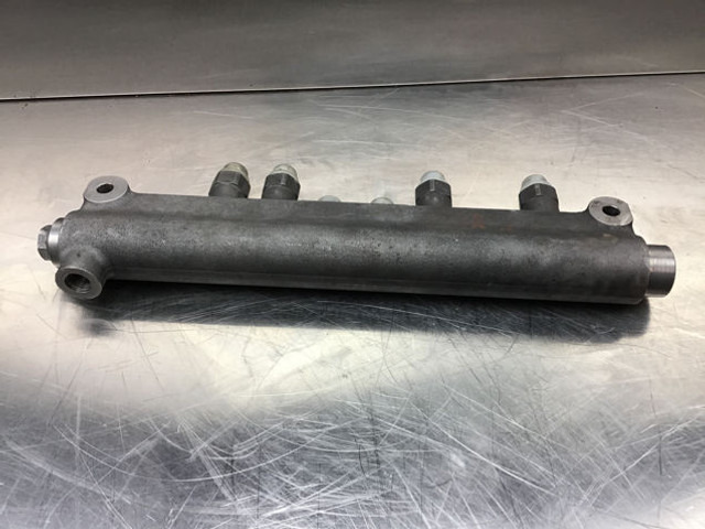Liebherr High Pressure Rail Left - Σύστημα καυσίμου: φωτογραφία 1 Liebherr High Pressure Rail Left - Σύστημα καυσίμου: φωτογραφία 1