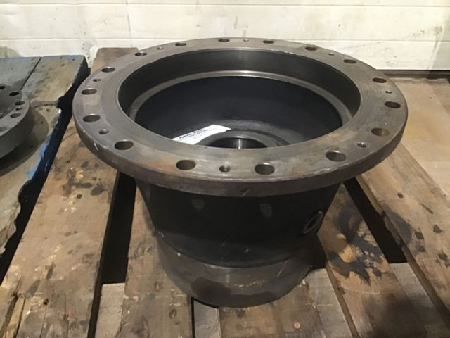 Liebherr Output Shaft Housing - Πλήμνης: φωτογραφία 1 Liebherr Output Shaft Housing - Πλήμνης: φωτογραφία 1