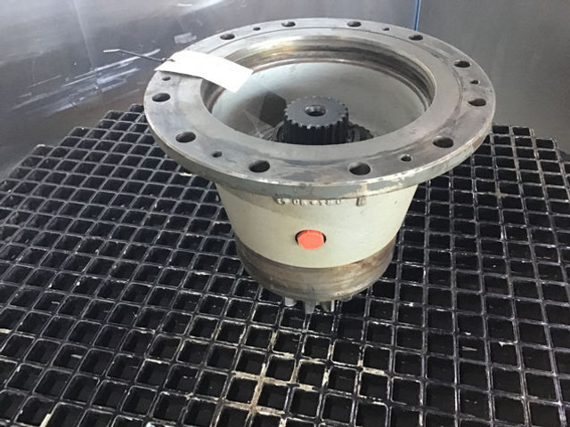 Liebherr Output Shaft Housing - Πλήμνης: φωτογραφία 4 Liebherr Output Shaft Housing - Πλήμνης: φωτογραφία 4