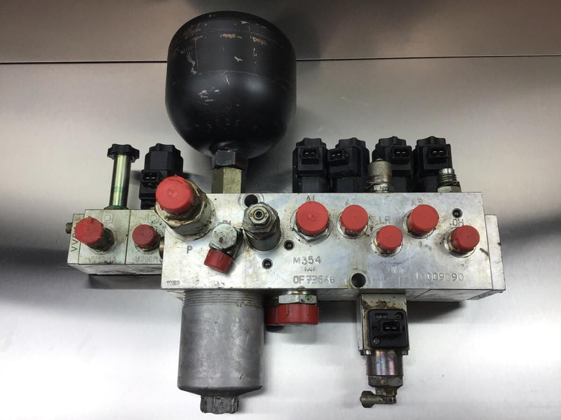 Liebherr R964C / R966 / R970 / R974 / R974C / R976 / R980 - Υδραυλικό: φωτογραφία 1 Liebherr R964C / R966 / R970 / R974 / R974C / R976 / R980 - Υδραυλικό: φωτογραφία 1