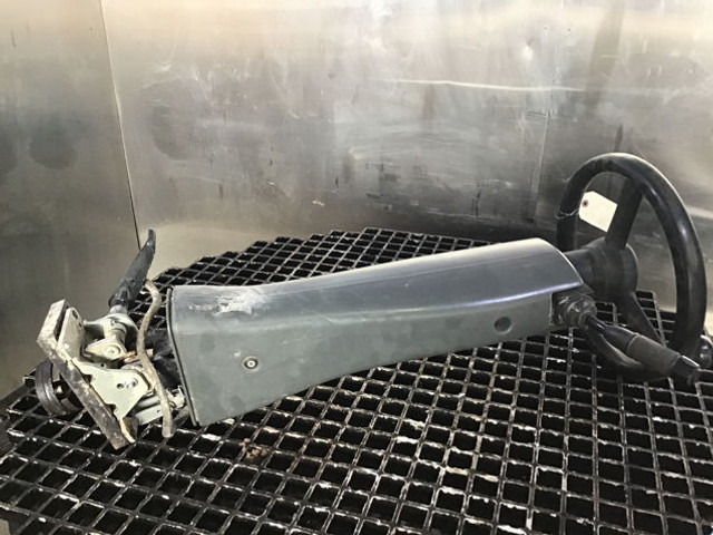 Liebherr Steering column - Κολώνα τιμονιού: φωτογραφία 1 Liebherr Steering column - Κολώνα τιμονιού: φωτογραφία 1