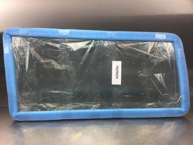 Liebherr Window Glass - Παράθυρο και ανταλλακτικά: φωτογραφία 1 Liebherr Window Glass - Παράθυρο και ανταλλακτικά: φωτογραφία 1