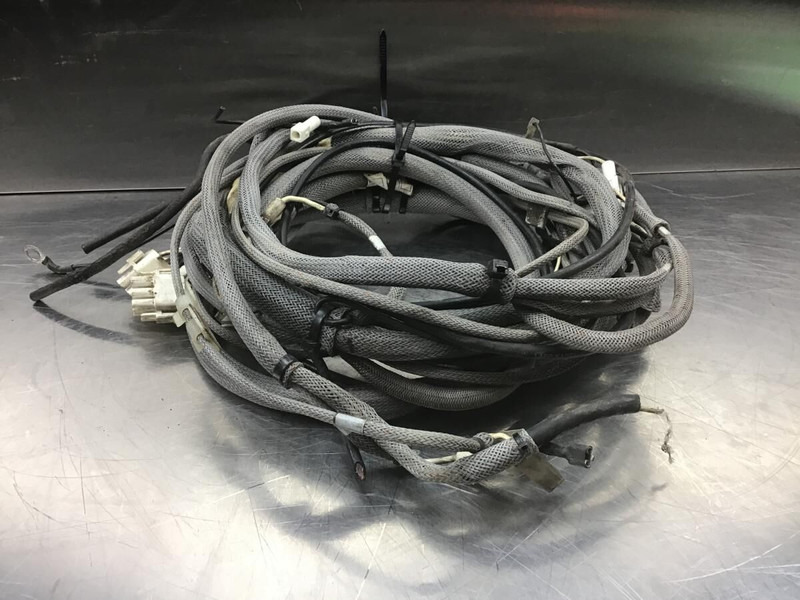 Liebherr Wire Harness - Καλώδιο/ Σύρματα: φωτογραφία 2 Liebherr Wire Harness - Καλώδιο/ Σύρματα: φωτογραφία 2