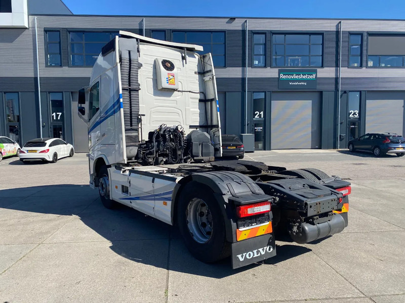 Volvo FH 13.500 Globetrotter / Full Spoilers / Stand Airco / Hydraulic - Τράκτορας: φωτογραφία 4 Volvo FH 13.500 Globetrotter / Full Spoilers / Stand Airco / Hydraulic - Τράκτορας: φωτογραφία 4