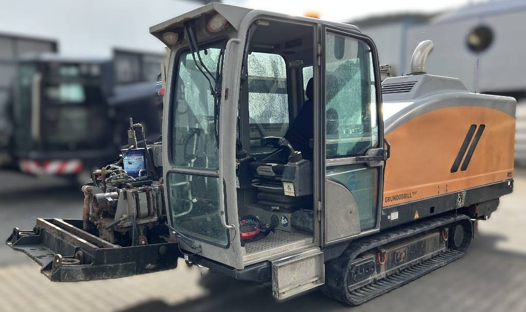 Tracto-Technik Grundodrill 15XP - Μηχάνημα διάτρησης οριζόντιος: φωτογραφία 1 Tracto-Technik Grundodrill 15XP - Μηχάνημα διάτρησης οριζόντιος: φωτογραφία 1