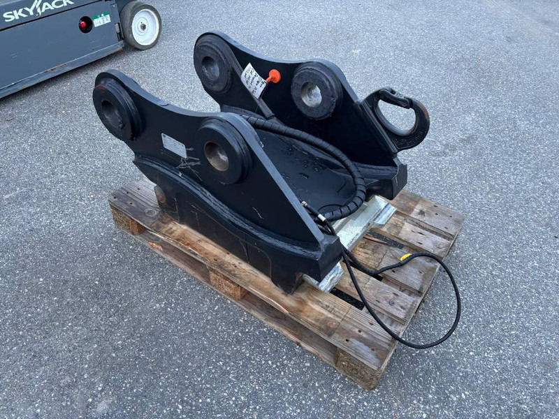 Cat S 80 Quick Coupler - Ταχυσύνδεσμος για Κατασκευή μηχανήματα: φωτογραφία 3 Cat S 80 Quick Coupler - Ταχυσύνδεσμος για Κατασκευή μηχανήματα: φωτογραφία 3