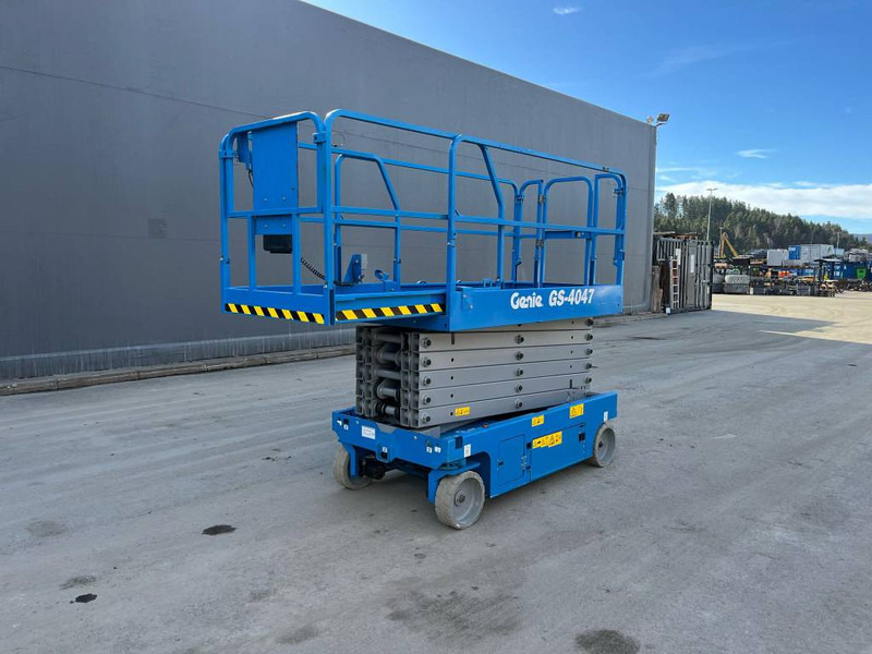 Genie GS 4047 - Ψαλιδωτό ανυψωτικό: φωτογραφία 2 Genie GS 4047 - Ψαλιδωτό ανυψωτικό: φωτογραφία 2