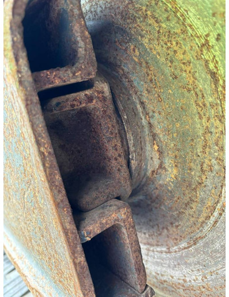 Μίνι εκσκαφέας Kobelco SK 75 SR-3E: φωτογραφία 20 Μίνι εκσκαφέας Kobelco SK 75 SR-3E: φωτογραφία 20