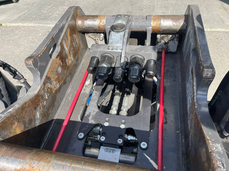 Ταχυσύνδεσμος για Κατασκευή μηχανήματα SMP ST28 / FOC70: φωτογραφία 19 Ταχυσύνδεσμος για Κατασκευή μηχανήματα SMP ST28 / FOC70: φωτογραφία 19