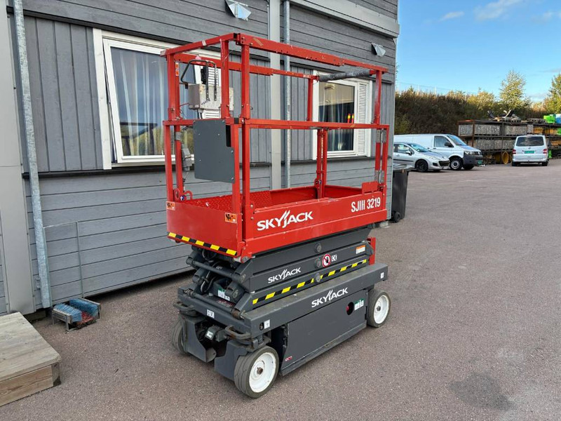 Skyjack SJ III 3219 - Ψαλιδωτό ανυψωτικό: φωτογραφία 1 Skyjack SJ III 3219 - Ψαλιδωτό ανυψωτικό: φωτογραφία 1