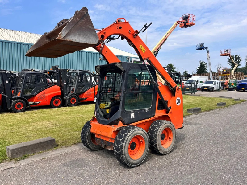 Bobcat S450 - Φορτωτής πλάγιας ολίσθησης: φωτογραφία 4 Bobcat S450 - Φορτωτής πλάγιας ολίσθησης: φωτογραφία 4