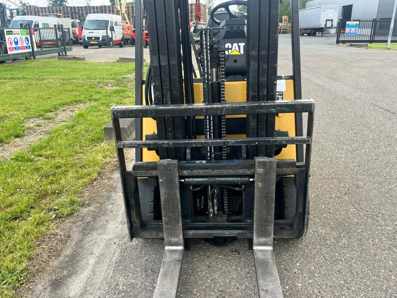 Ηλεκτροκίνητο περονοφόρο Caterpillar EP18KT: φωτογραφία 9 Ηλεκτροκίνητο περονοφόρο Caterpillar EP18KT: φωτογραφία 9