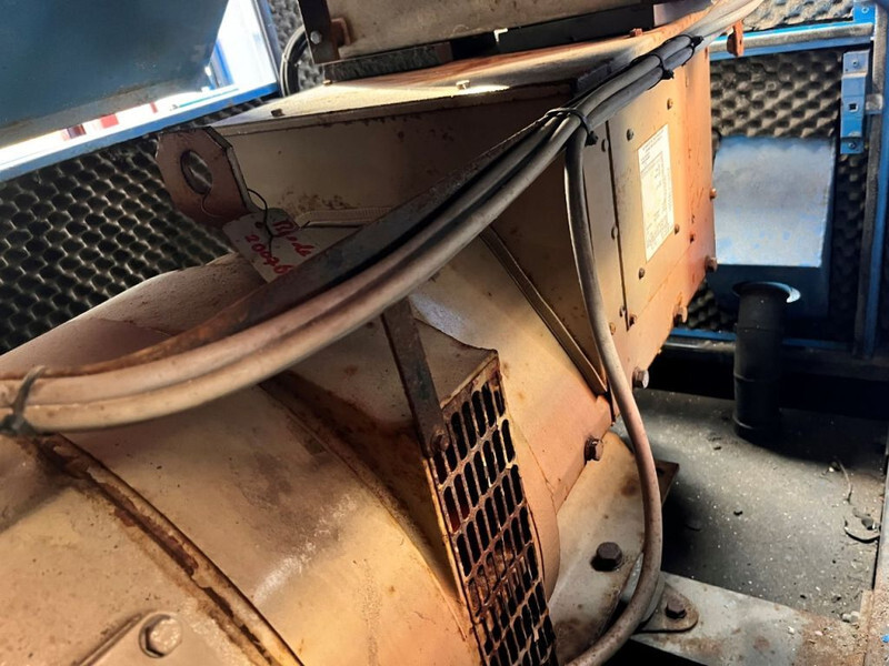 Βιομηχανική γεννήτρια Iveco Stamford 60kVA: φωτογραφία 6