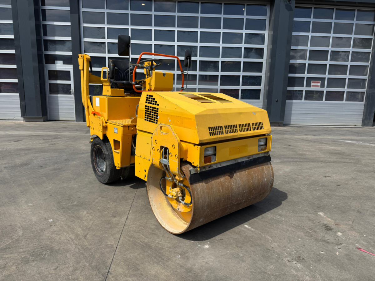 BOMAG BW135 - Ασφαλτικός οδοστρωτήρας: φωτογραφία 2 BOMAG BW135 - Ασφαλτικός οδοστρωτήρας: φωτογραφία 2