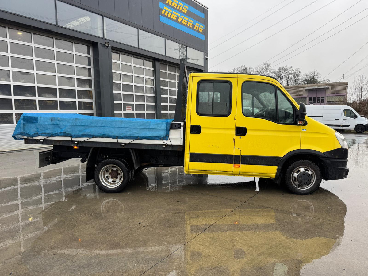 IVECO Daily 35C15 4x2 - Μικρό φορτηγό με καρότσα, Διπλοκάμπινο ελαφρύ επαγγελματικό: φωτογραφία 3 IVECO Daily 35C15 4x2 - Μικρό φορτηγό με καρότσα, Διπλοκάμπινο ελαφρύ επαγγελματικό: φωτογραφία 3