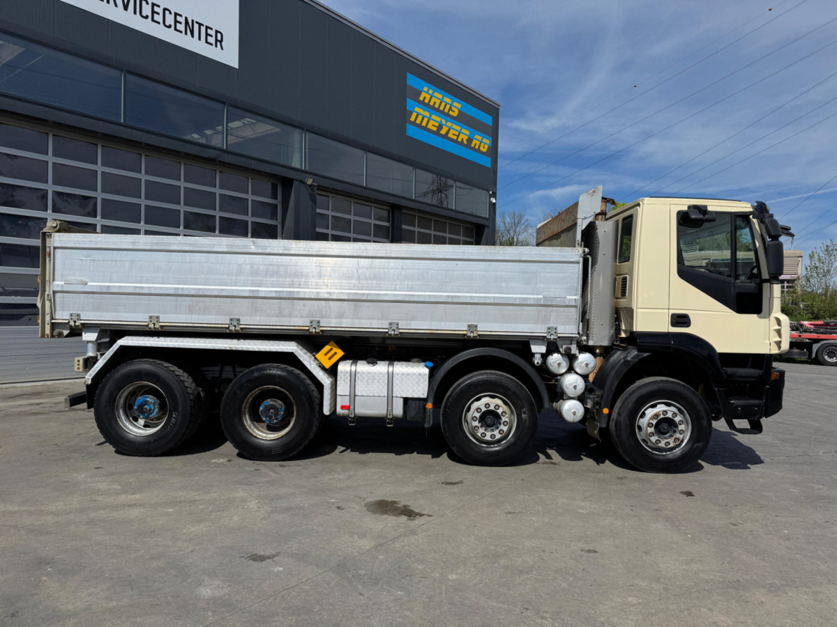 IVECO Trakker 450 8x4 - Φορτηγό ανατρεπόμενο: φωτογραφία 5 IVECO Trakker 450 8x4 - Φορτηγό ανατρεπόμενο: φωτογραφία 5