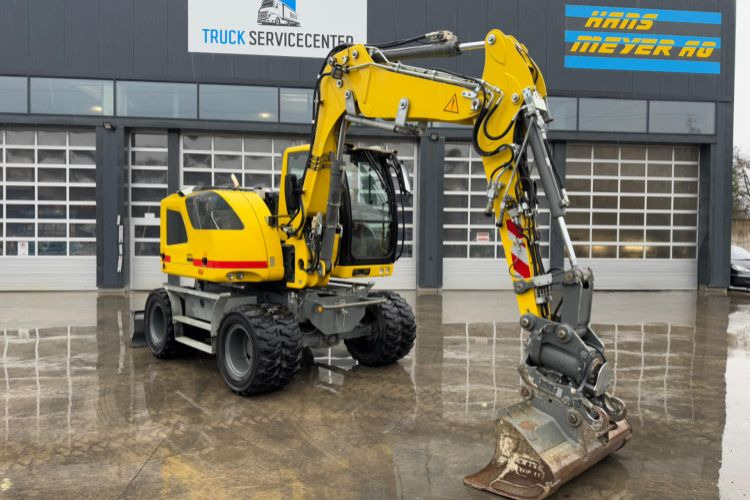 Liebherr 910 Compact Litronic Powertilt - Τροχοφόρος εκσκαφέας: φωτογραφία 2 Liebherr 910 Compact Litronic Powertilt - Τροχοφόρος εκσκαφέας: φωτογραφία 2