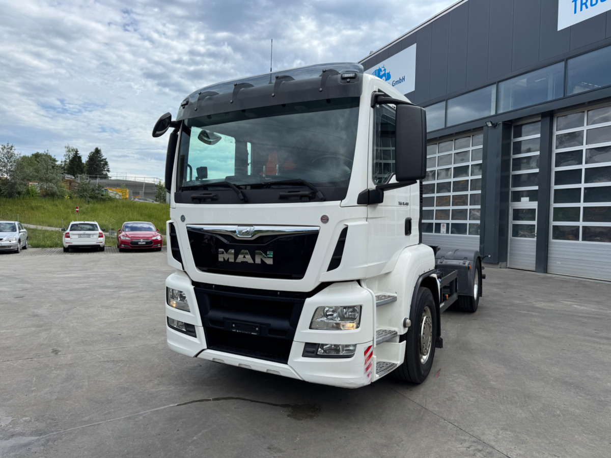 MAN TGS 18.480 - Φορτηγό σασί: φωτογραφία 1 MAN TGS 18.480 - Φορτηγό σασί: φωτογραφία 1
