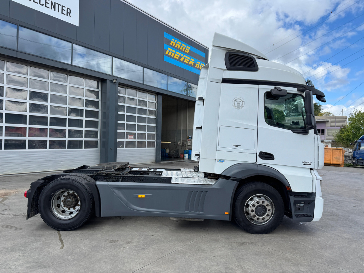 MERCEDES Actros 1842 4x2 - Τράκτορας: φωτογραφία 4 MERCEDES Actros 1842 4x2 - Τράκτορας: φωτογραφία 4